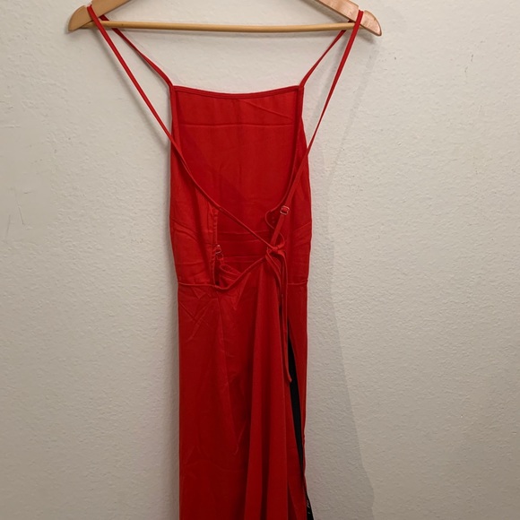 Pretty little things dress - Picture 6 of 8